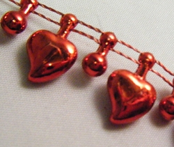 Heart Drop Beads 10 Mtrs - Click Image to Close